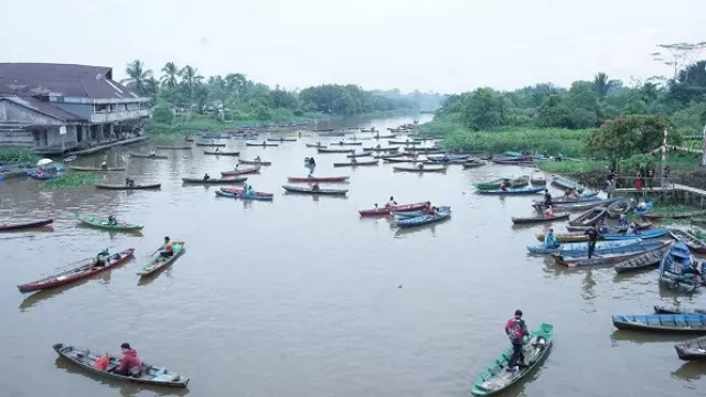 Lomba Mancing Jadi Sarana Gali Potensi Sungai, Kata Satono - GenPI.co KALBAR