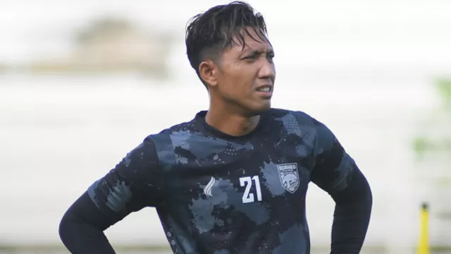 Bergerak Senyap, Borneo FC Rekrut Kiper Persela Lamongan - GenPI.co KALTIM