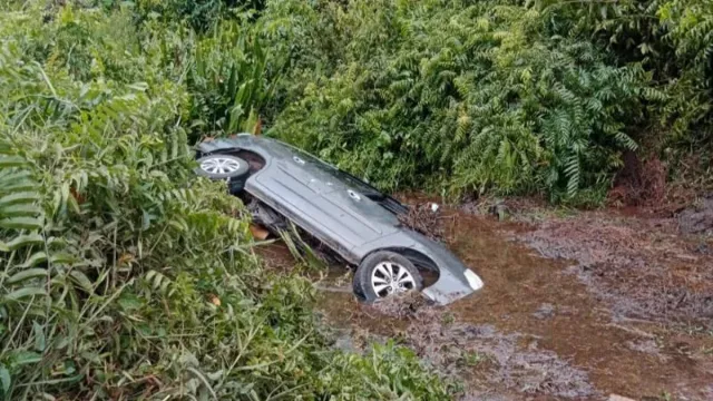 Kakanwil Kemenag Kaltim Kecelakaan, 6 Meninggal Dunia - GenPI.co KALTIM