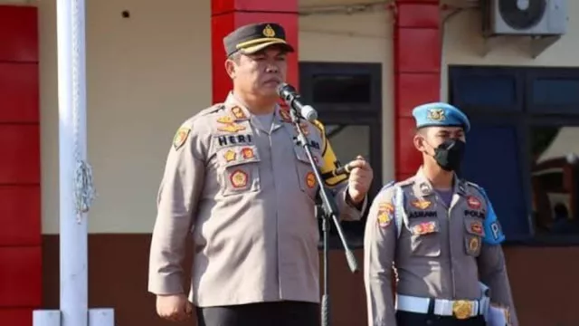 Ditahan Tanpa Bukti, Warga Kutai Barat Diperas Kapolsek Jempang - GenPI.co KALTIM