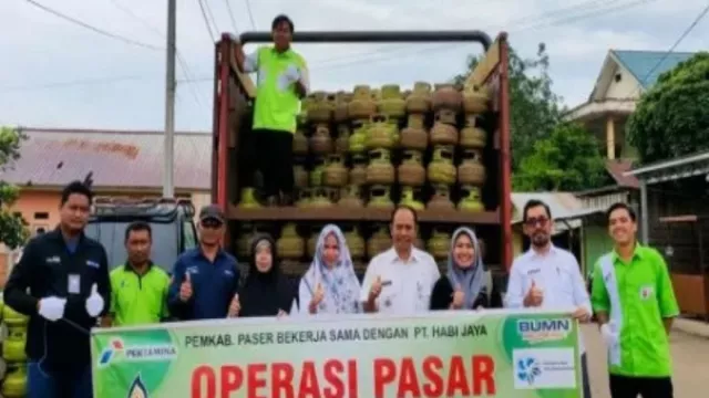 Operasi Pasar di Paser: 5,6 Ribu Tabung Elpiji Siap Dikirim, Catat Lokasinya! - GenPI.co KALTIM