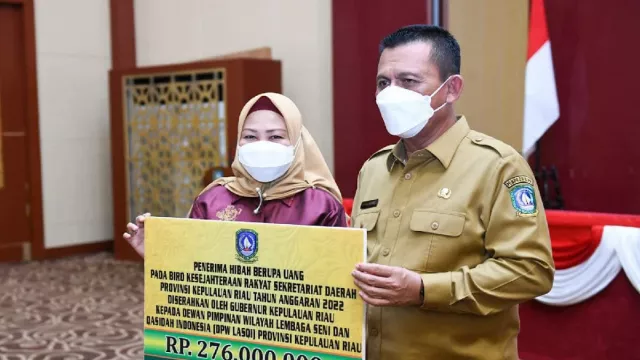 Ini Jaminan Gubernur dalam Penyerahan Bantuan Dana Hibah - GenPI.co KEPRI