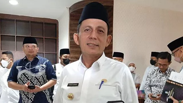 Gubernur Ajak Warga Kepri Beli Daging Sapi Lokal - GenPI.co KEPRI