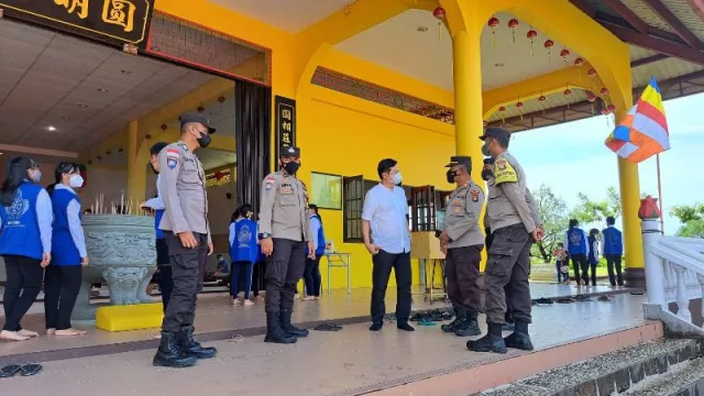 Polres Bintan Siagakan Personel, Amankan Ibadah Waisak - GenPI.co KEPRI