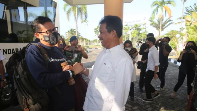 Menteri Sandiaga Tiba di Batam, Rudi Yakin Pariwisata Bangkit - GenPI.co KEPRI
