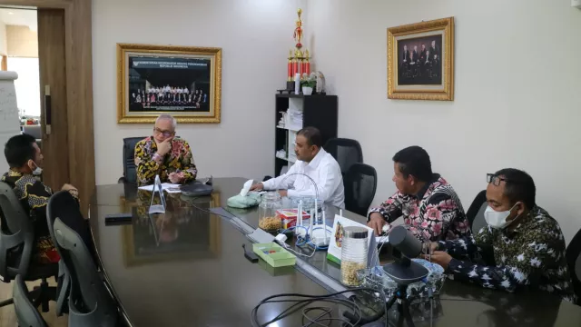 Gubernur Kepri dan Bupati Karimun ke Jakarta, Demi Apa? - GenPI.co KEPRI