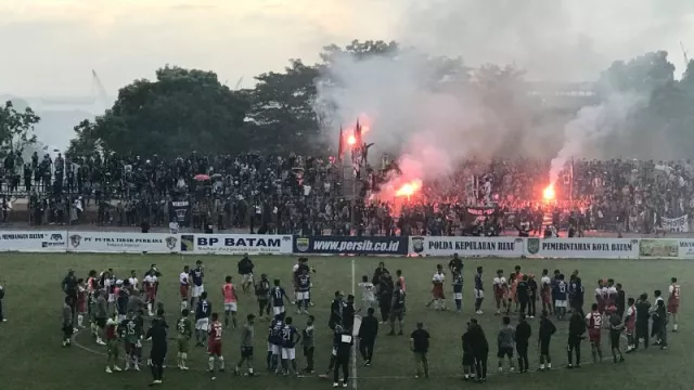 Persib Bandung Pesta Gol Lagi, 6-1 atas Tanjong Pagar - GenPI.co KEPRI