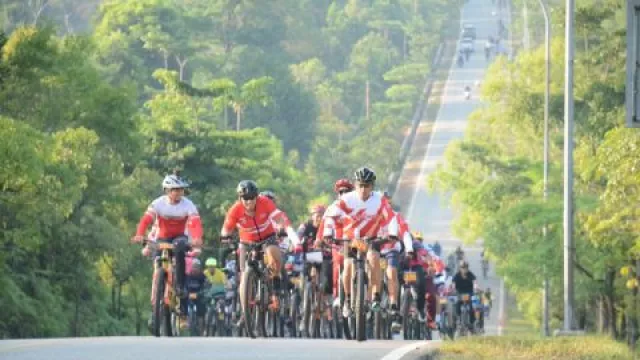 500 Peserta Ikut Semarakkan Sepeda Santai Polda Kepri - GenPI.co KEPRI