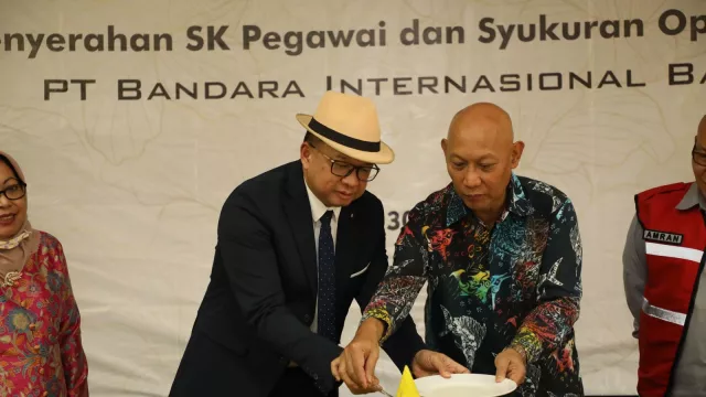 BP Batam Serahkan SK Pegawai Ke PT BIB, Gaji ke-13 Tetap Cair - GenPI.co KEPRI