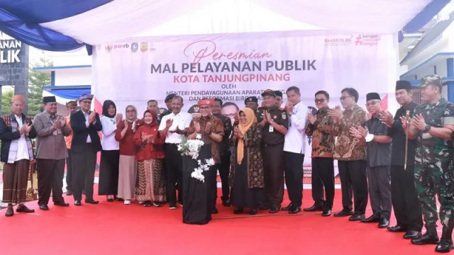 Menpan RB Azwar Anas Resmikan MPP Tanjungpinang, Begini Harapannya - GenPI.co KEPRI Menpan RB Azwar Anas Resmikan MPP Tanjungpinang, Begini Harapannya - GenPI.co KEPRI