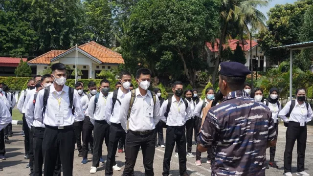 53 Pendaftar Ikuti Seleksi Calon Perwira Prajurit TNI AL - GenPI.co KEPRI