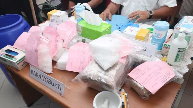 Polres Tanjung Pinang Tangkap 1 Pelaku dengan 4 Kg Narkoba - GenPI.co KEPRI
