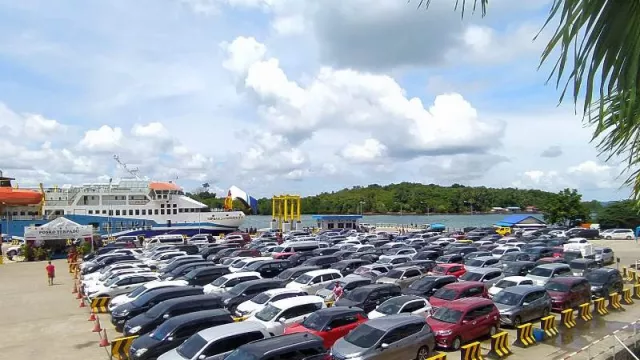 Kepadatan di Pelabuhan Punggur Berkurang, Arus Balik Meningkat - GenPI.co KEPRI