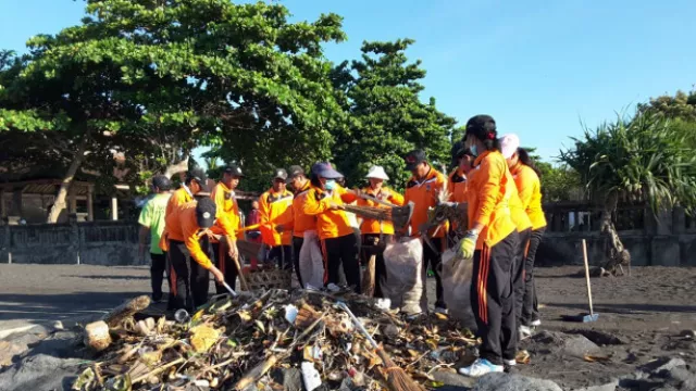 Bali Jadi Korban Sampah Kiriman, Pemerintah Lakukan Ini - GenPI.co