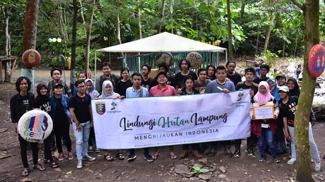 Keren, GenPI Lampung Ikutan bersih Hutan - GenPI.co