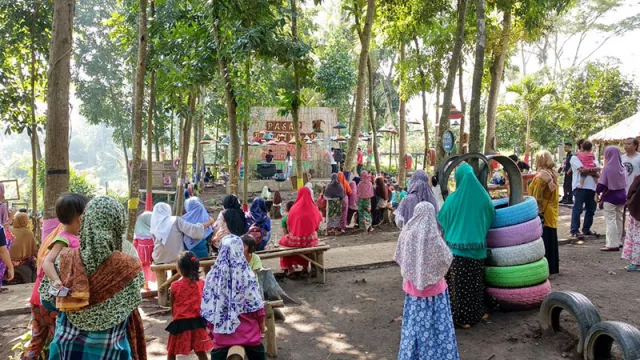 Cara Pasar Pancingan Rayakan Hari Kartini - GenPI.co