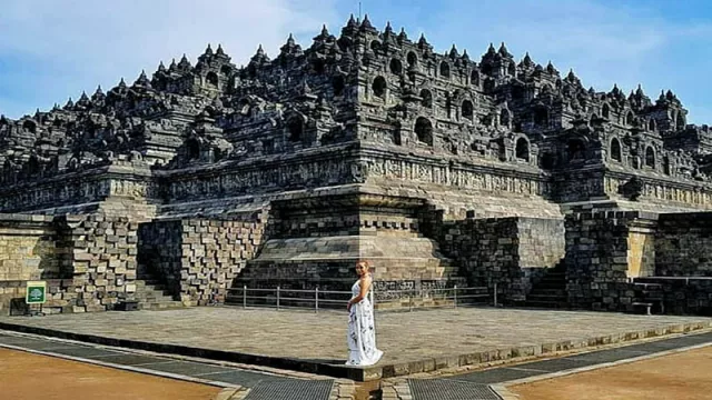 Ribuan Payung Akan Penuhi Borobudur - GenPI.co