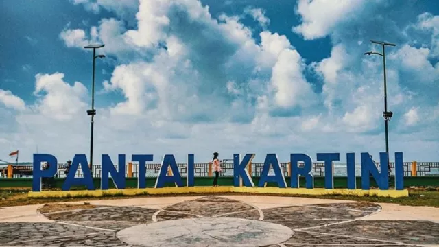 Pantai Kartini Jepara Targetkan 10.000 Pengunjung - GenPI.co