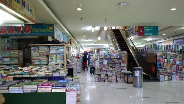 Tiga Tempat ini Menyediakan Buku Murah berkualitas - GenPI.co