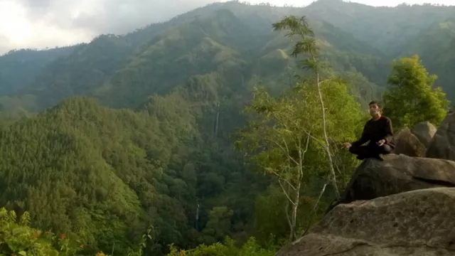 Indahnya Panorama 7 Air Terjun Di Bukit Watulawang Nganjuk - GenPI.co