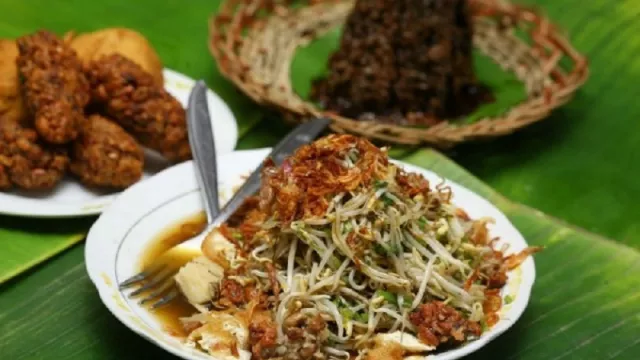 Ini Dia Kuliner Jawa Timur Maknyus di Fatmawati - GenPI.co