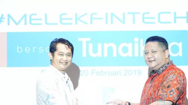Agar Tak Gaptek, Warga Surabaya Diajak Melek Fintech oleh TunaiKita - GenPI.co