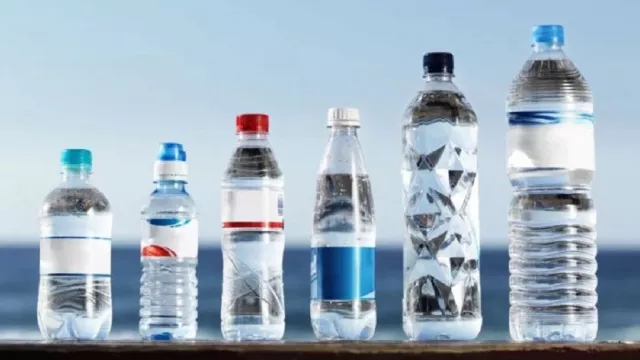 Selain Hasilkan Sampah, Konsumsi Air Mineral Tak Lantas Sehat - GenPI.co