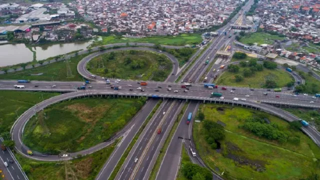 Akses Tol Trans Jawa Permudah Wisatawan Menuju Ratusan Destinasi Seru ini - GenPI.co