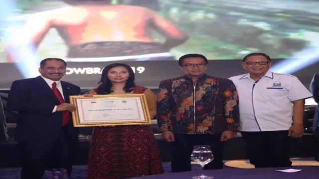 Sutradara Asal Blitar Sabet Penghargaan Tourism Marketeers of The Year 2019 - GenPI.co