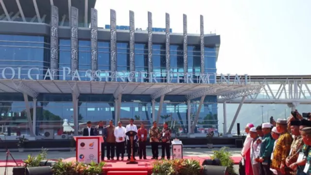 Jokowi Resmikan Pelabuhan Sibolga Yang Disebut Terbaik Se-Asia Pasifik - GenPI.co