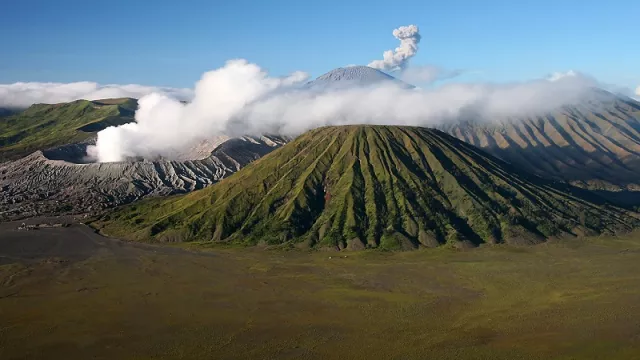 Aktivitas Gunung Bromo Menurun - GenPI.co