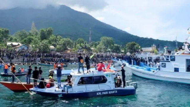 Jasa Raharja Jamin Kapal Pengangkut Peziarah Paskah di Larantuka - GenPI.co