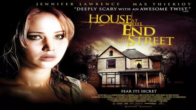 Paling Dicari, Ini Sinopsis Film House at The End of The Street - GenPI.co