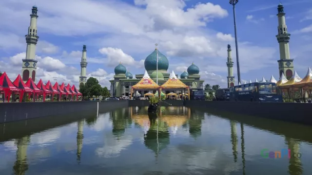 Bagaimana Memanfaatkan Label Wisata Halal Indonesia Saat Ini? - GenPI.co