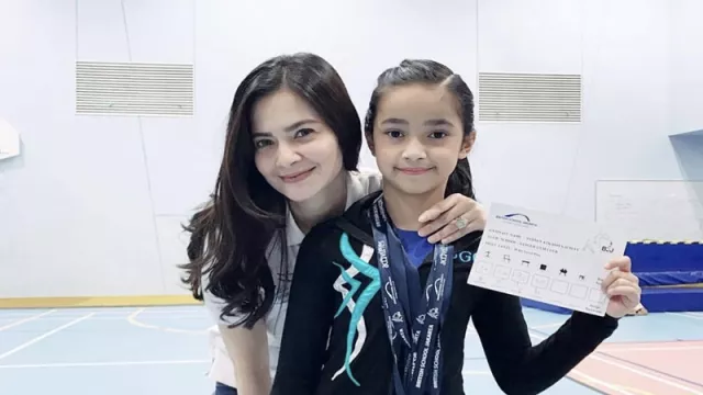 Wow! Anak Cut Tari Atlet Gymnastic dan Jago Ice Skating - GenPI.co