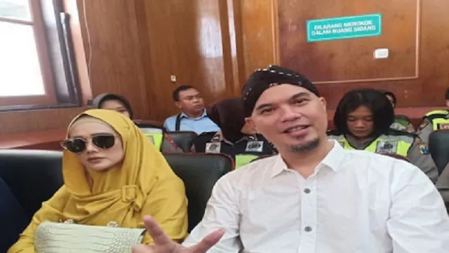 Wow, Ahmad Dhani dan Mulan Jameela Lolos ke DPR - GenPI.co