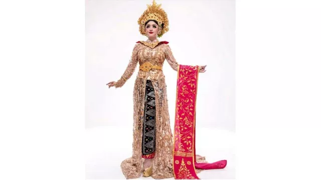 Cantiknya Dewi Persik Kenakan Busana Pengantin Adat Bali - GenPI.co