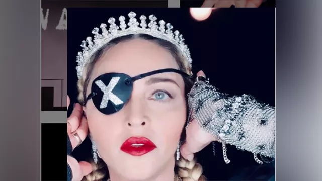 Madonna Kembali Pakai Aksesoris Karya Rinaldy Yunardi - GenPI.co
