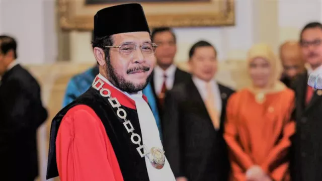 8 Keteladanan 'Putra Bima', Cocok Jadi Ketua Mahkamah Konstitusi - GenPI.co