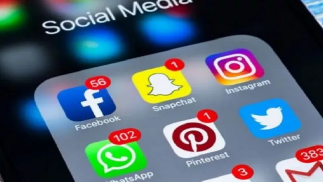 Kominfo Cabut Pembatasan Media Sosial Sabtu Siang - GenPI.co