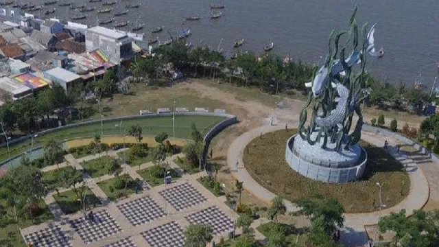 Patung Suroboyo Diresmikan Siap Sambut Wisatawan Libur Lebaran - GenPI.co