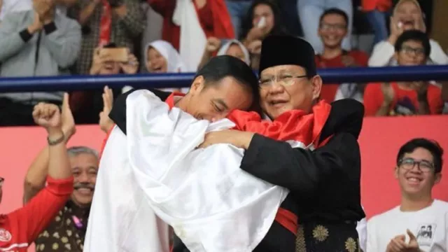 Pakar Komunikasi Meramal: Jokowi Prabowo Segera Bertemu - GenPI.co