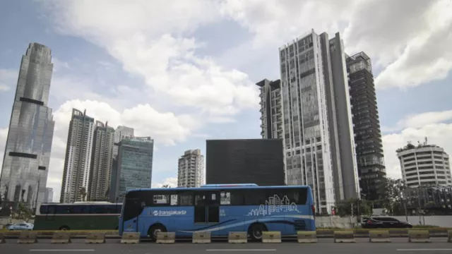 Besok, TransJ Siapkan Bus Gratis ke Ragunan - GenPI.co