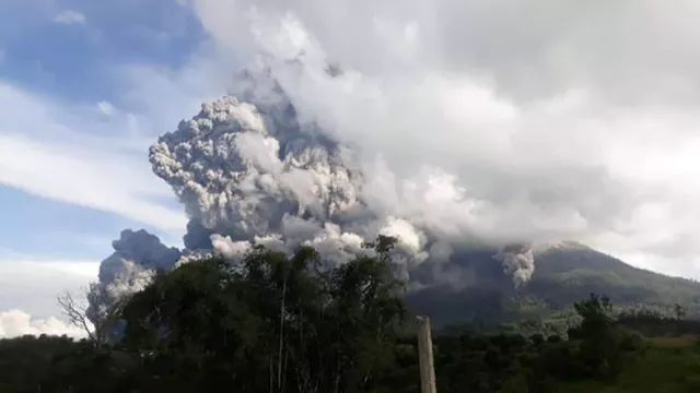 20 Desa Terpapar Debu Erupsi Gunung Sinabung - GenPI.co