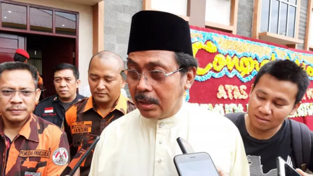 Sudah Lebih dari 12 Jam, Gubernur Kepri Masih Diperiksa KPK - GenPI.co