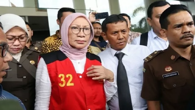 Ratu Hoax Ratna Sarumpaet Divonis 2 Tahun Penjara - GenPI.co