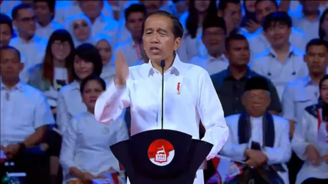 Jokowi : Tak Ada Celah Bagi Perusak Pancasila! - GenPI.co