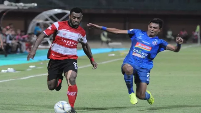 Gol Andik Bawa Madura United Raih Kemenangan Saat Hadapi Arema FC - GenPI.co