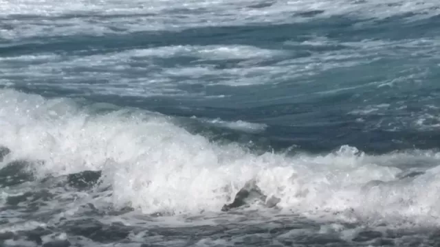 Waspada, Gelombang Laut Banda Timur Naik Setinggi 4 Meter - GenPI.co