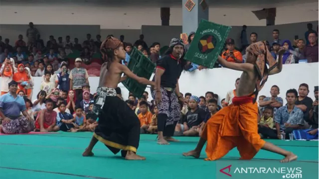 Mengenal Tradisi Pepaosan dari Lombok Barat - GenPI.co